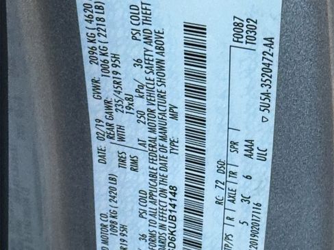 Used 2019 Ford Escape SE image 13