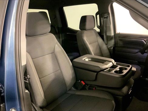 Used 2024 Chevrolet Silverado 1500 LT AWD/4WD image 7