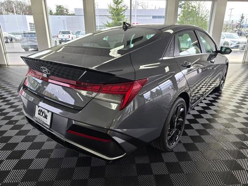 New 2026 Hyundai Elantra SEL Sport Premium FWD image 3