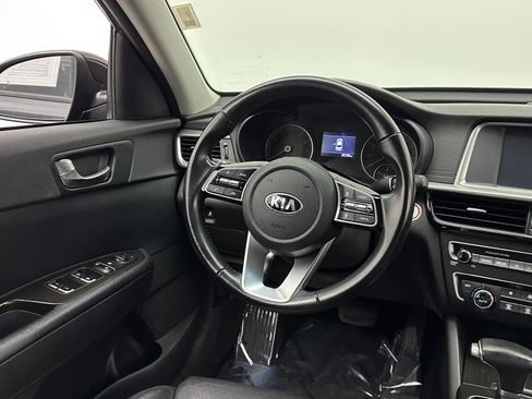 Used 2019 Kia Optima EX image 25