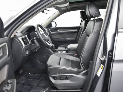 Used 2022 Volkswagen Atlas SEL image 11