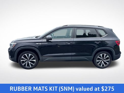 Certified 2022 Volkswagen Taos SE AWD/4WD image 2