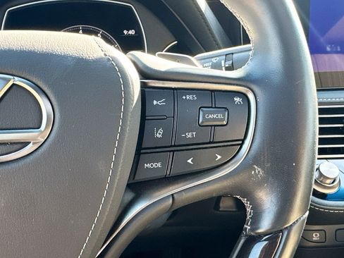 Used 2023 Lexus LS 500 w/ Interior Upgrade Package image 23