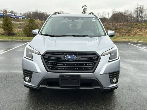 Certified 2024 Subaru Forester Premium image 2