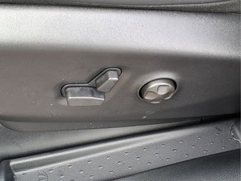 New 2026 Chrysler Pacifica Select image 17