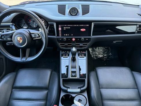 Used 2023 Porsche Macan AWD/4WD image 17