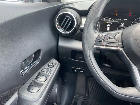 Certified 2024 Nissan Kicks SV FWD image 9