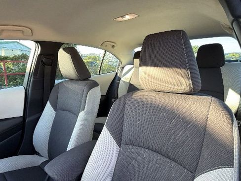 Used 2024 Toyota Corolla LE image 22