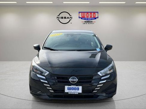 Used 2025 Nissan Versa S w/ Trunk Package image 8