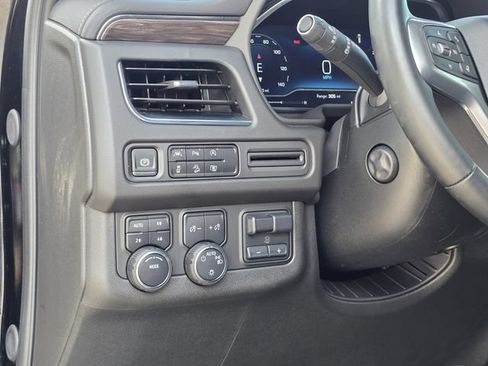 Used 2024 Chevrolet Tahoe Z71 w/ Luxury Package AWD/4WD image 22