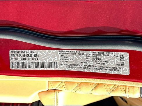 Used 2024 Jeep Grand Cherokee Summit image 34