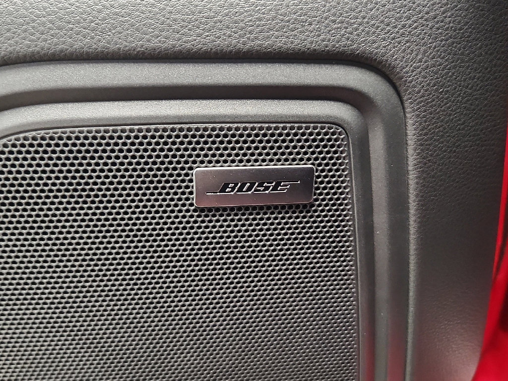 Certified 2026 Porsche Macan Turbo AWD/4WD image 23