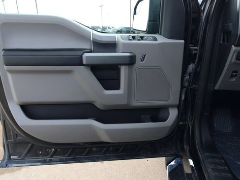 Used 2018 Ford F150 XLT w/ Equipment Group 302A Luxury AWD/4WD image 41