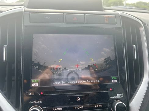 Used 2020 Subaru Ascent Premium w/ Convenience Package AWD/4WD image 6