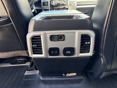 Used 2019 Ford F250 Lariat w/ Lariat Value Package AWD/4WD image 14