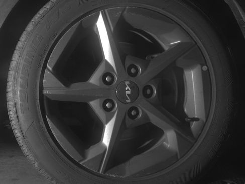 Used 2025 Kia K4 FWD image 12