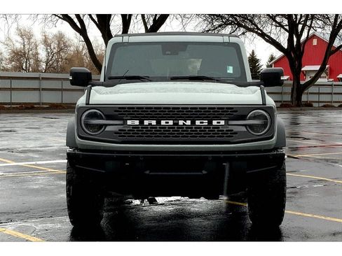 Used 2023 Ford Bronco Badlands AWD/4WD image 3