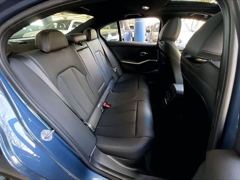 Used 2025 BMW 330i Sedan image 20