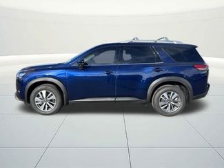 New 2025 Nissan Pathfinder SL w/ Lighting Package (N92) video 2