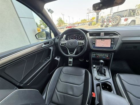 Used 2022 Volkswagen Tiguan SEL R-Line AWD/4WD image 47