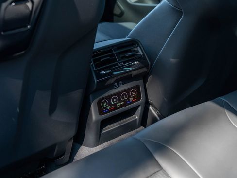 Used 2025 BMW M5 Touring w/ M Driver's Package image 30