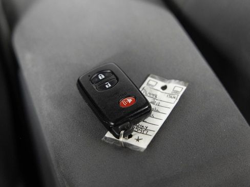 Used 2011 Toyota Prius Two image 36