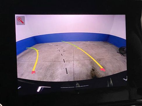 Used 2023 Jeep Wagoneer L Series III w/ Preferred Equipment Group image 10