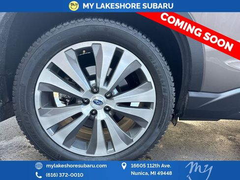 Used 2021 Subaru Ascent Touring w/ Popular Package #2A image 4