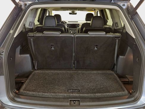 Used 2023 Volkswagen Atlas SEL image 17