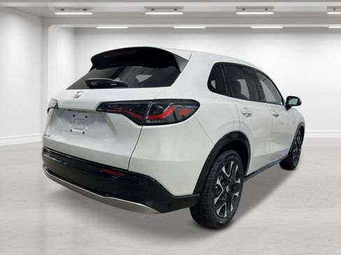 New 2026 Honda HR-V EX-L image 3