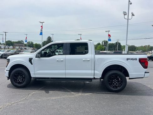 New 2026 Ford F150 XLT w/ Equipment Group 302A MID AWD/4WD image 4