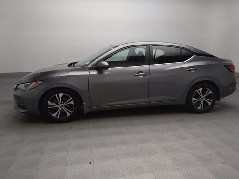 Used 2020 Nissan Sentra SV FWD image 2