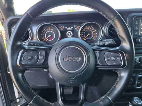Used 2020 Jeep Wrangler Unlimited Sport AWD/4WD image 22