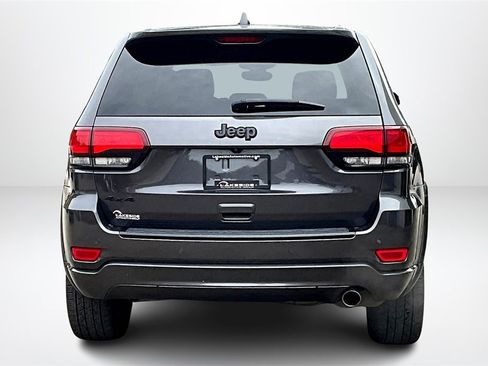 Used 2018 Jeep Grand Cherokee Altitude image 6