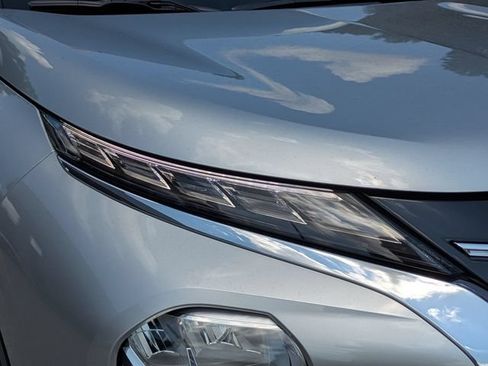 New 2026 Mitsubishi Outlander ES FWD image 10