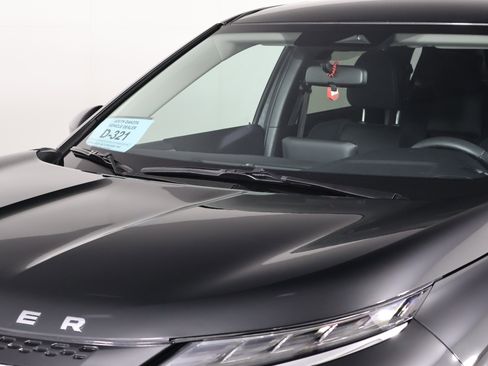 Used 2024 Mitsubishi Outlander ES image 12