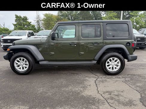 Used 2023 Jeep Wrangler Unlimited Sport AWD/4WD image 2