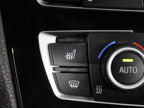 Used 2016 BMW M235i xDrive Convertible image 22