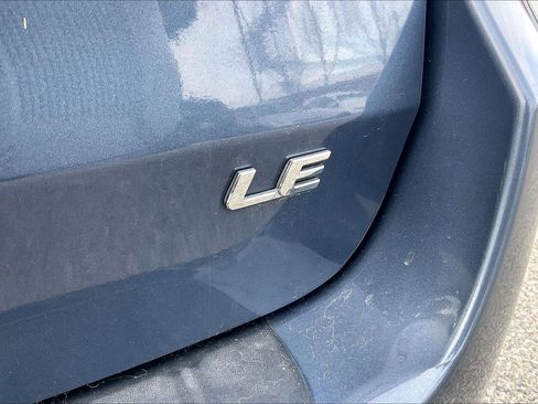 Used 2017 Toyota Sienna LE image 10