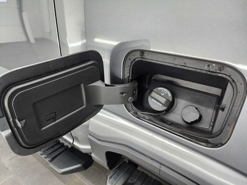 Used 2023 Ford F250 XLT w/ XLT Premium Package image 34