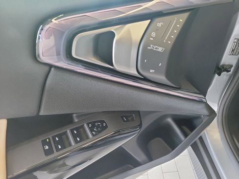 Used 2026 BMW X3 xDrive30 w/ Convenience Package image 20