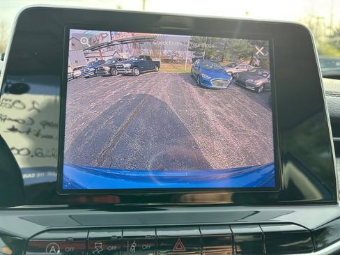 Used 2022 Jeep Compass Latitude w/ Convenience Group AWD/4WD image 26