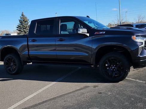 Used 2022 Chevrolet Silverado 1500 LT Trail Boss w/ LT Trail Boss Premium Package image 3