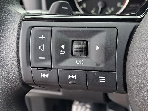 Certified 2023 Nissan Rogue SV AWD/4WD image 21