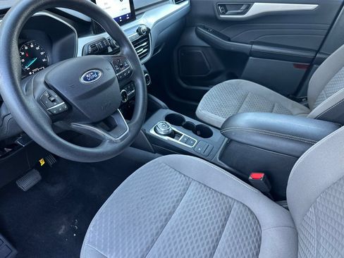 Used 2022 Ford Escape SE FWD image 9