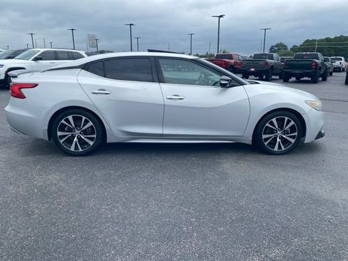 Used 2018 Nissan Maxima Platinum FWD image 9