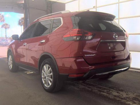 Used 2017 Nissan Rogue SV FWD image 8