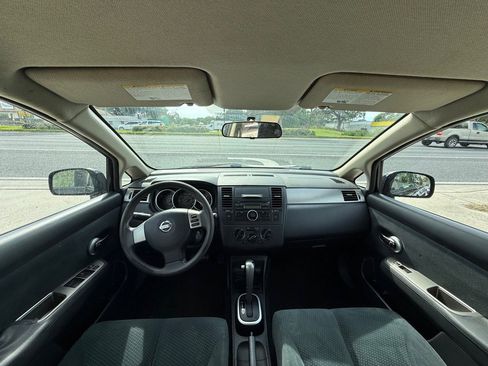 Used 2010 Nissan Versa 1.8 S w/ PWR Plus Pkg image 5