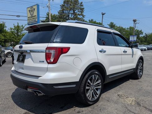 Used 2018 Ford Explorer Platinum AWD/4WD image 7