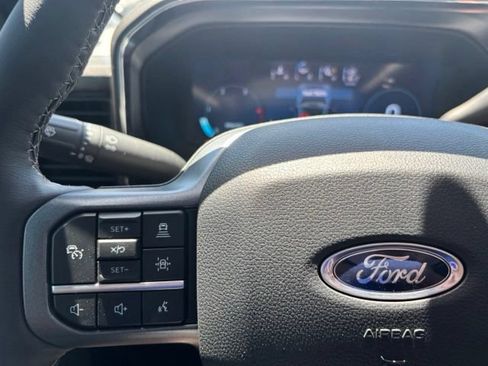 New 2026 Ford F250 Lariat w/ Black Appearance Package AWD/4WD image 27